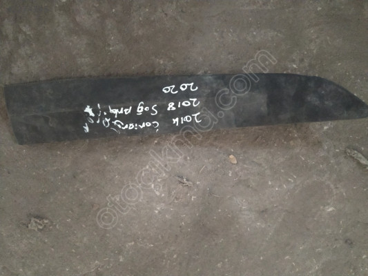 2014 2020 Ford courier sag arka kapı çıtası