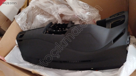 Golf 7-7.5 sıfır orjinal göğüs