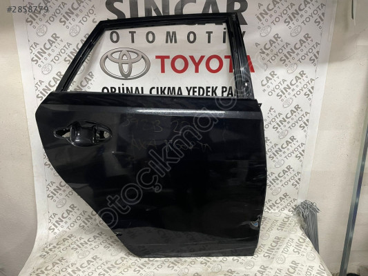 TOYOTA AURS 2013 2018 SAĞ ARKA KAPI ÇIKMA ORJİNAL