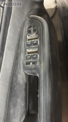 2006 2011 Ford Focus cam açma düğmesi 4000