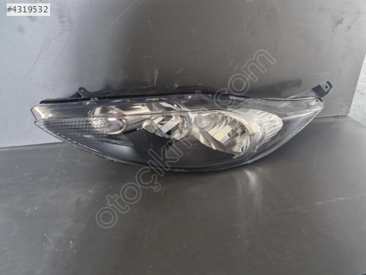 FORD FİESTA SOL ÖN FAR İÇİ SİYAH ZEMİN SIFIR 2008-2012