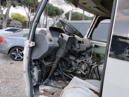 Karsan j 10  göğüslük