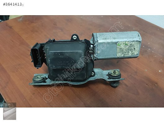 CHEROKEE ARKA SİLECEK MOTORU 9602570