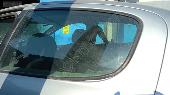 peugeot 407 sol arka kapı camı