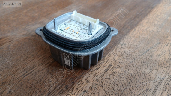 OPEL CORSA F SAĞ LED FAR BEYNİ 90186993