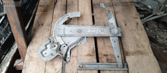 Rover 216 sol ön cam krikosu