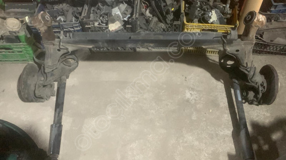 Volkswagen bora arka dingil ve amortisörler