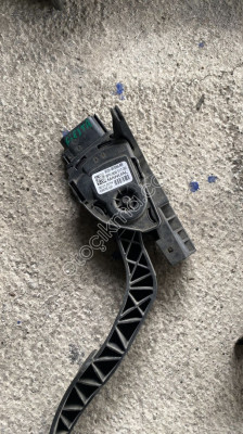 FORD FİESTA ÇIKMA GAZ PEDALI ASEL OTO