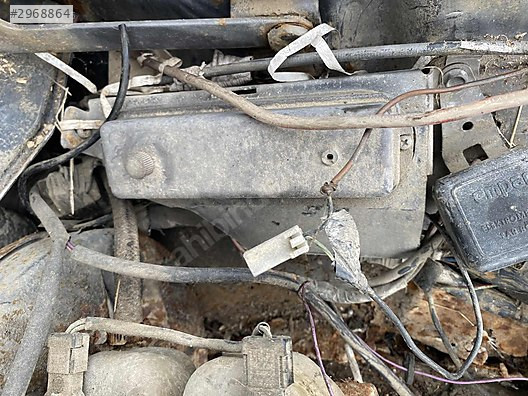 MERCEDES W115 230.4 ORJ. SİGORTA KUTUSU