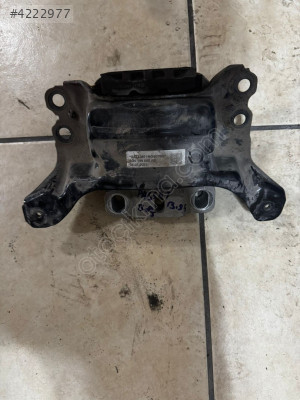 VOLKSWAGEN PASSAT B8,5 MOTOR KULAĞI