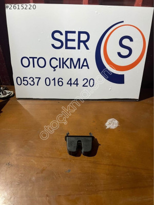 WOLKSWAGEN PASSAT B8 BAGAJ KİLİT KORUMASI ÇIKMA ORJİNAL