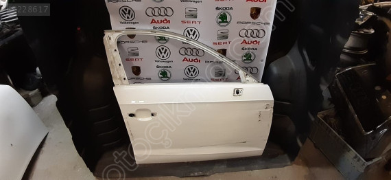 AUDİ A3 2013-2019 ORJİNAL ÇIKMA SAĞ ÖN KAPI
