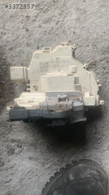 4G0839015E audi a3 touareg sol arka kapı kilit mekanizması