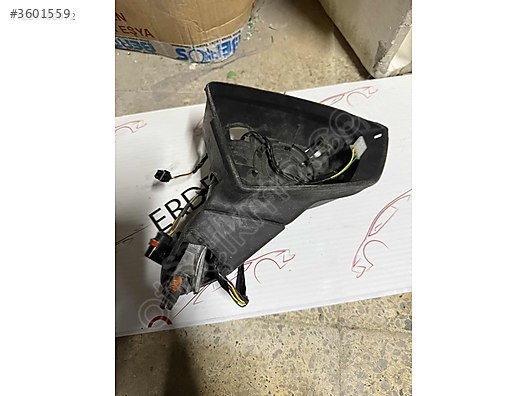 SEAT LEON FR SAĞ AYNA GÖVDESİ