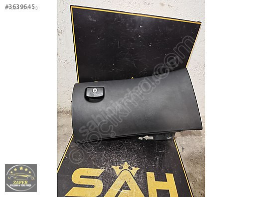 9633059077 1842807016 PEUGEOT 607 TORPİDO GÖZÜ