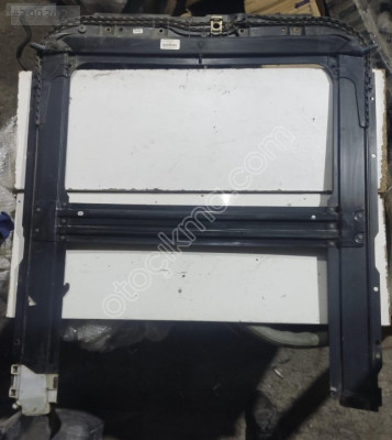 VOLKSWAGEN JETTA. PANAROMİK TAVAN (SUNROOF)ÇERÇEVESİ 5C6877041G