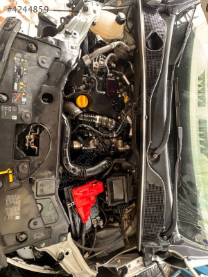 Renault Express Çıkma 1.5 Blue Dci Ön Cam Silgi Motoru