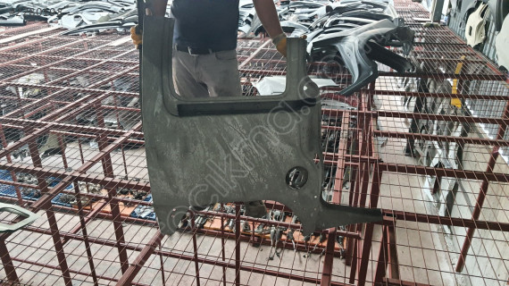 Peugeot panter  02/11  SAĞ ARKA CAMURLUK SEFALILAR OTO CIKMA