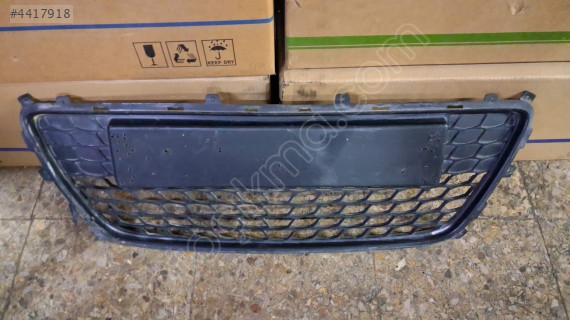 HYUNDAİ İ30 TAMPON ORTA PANJUR ORİJİNAL ÇIKMA 2015-2020