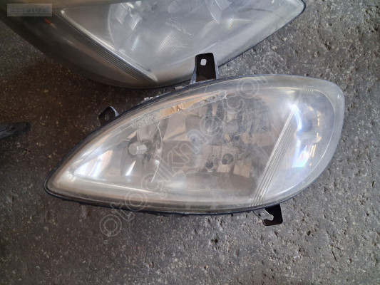 Mercedes  Benz Vito (639)  Sol Ön Far