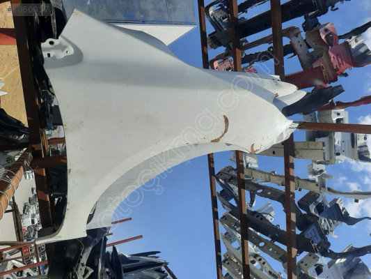 TOYOTA COROLLA 2001 MODEL ÇIKMA ORJİNAL SAĞ ÖN ÇAMURLUK