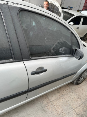 Citroen c3 sağ ön kapı