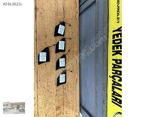 Opel İnsignia b ön tampon çeki demir kapağı ORJİNAL OTO