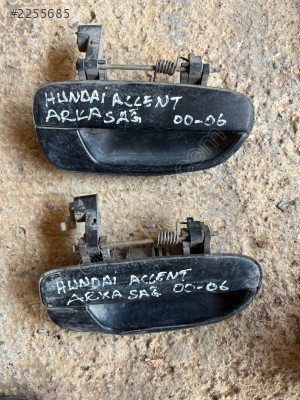 HYUNDAİ ACCENT SAĞ ARKA DIŞ KAPI KOLU 8366025000