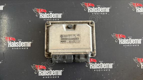 Audi A3 1.8 T MOTOR Beyni 06A906032HN 0261207440 ME7.5