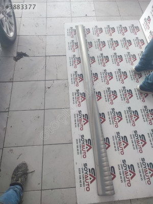Clio 2 sağ marşpiyel kaplama plastiği çıkma