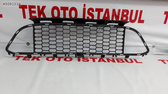 BMW F30 TAMPON IZGARASI ORTA IZGARA 51118054132