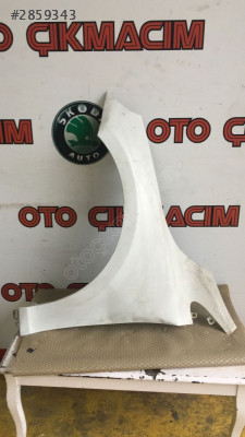 Volvo V40 sol ön çamurluk