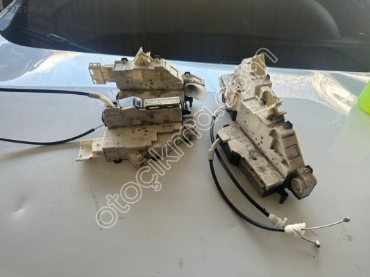 Peugeot 407 kapı kilidi