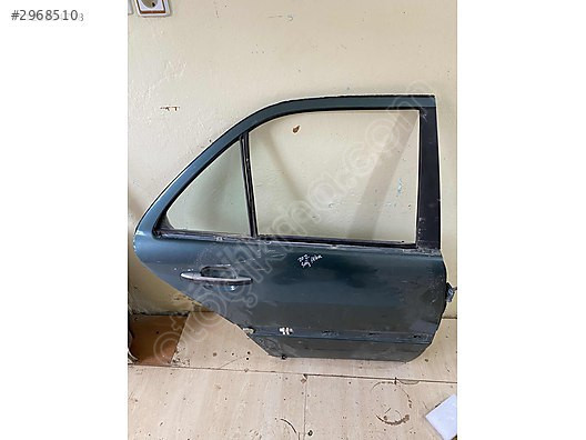 MERCEDES W202 C SERİSİ ORJ. SAĞ ARKA KAPI ÇIKMA TEMİZ