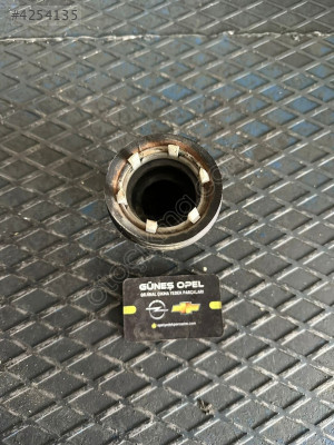 OPEL ASTRA H ZAFİRA B VİTES KÖRÜĞÜ ÇIKMA ORJİNAL GM 90578607