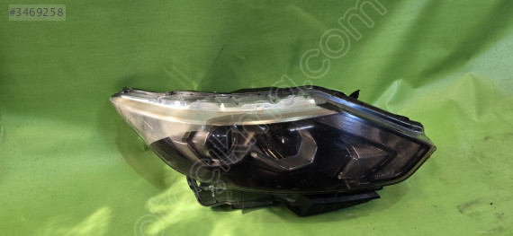2015 Nissan Qashqai sağ far full LED'li çıkma orjinal