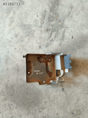 Fiat Siena 1.6 16v Akü Alt Pilastiği