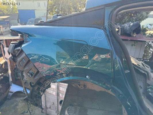 PEUGEOT 408 SAĞ  SOL ARKA ÇAMURLUK