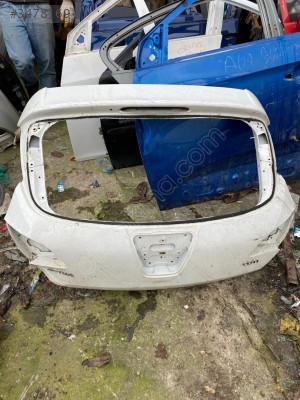 OPEL ASTRA J HB BAGAJ KAPAĞI - ÇIKMA