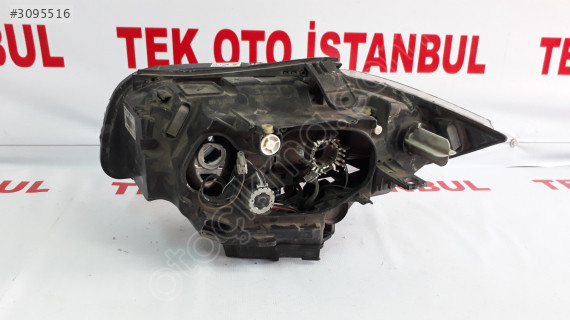 BMW E81 FAR 1 SERİ SAĞ XENON 63117170292