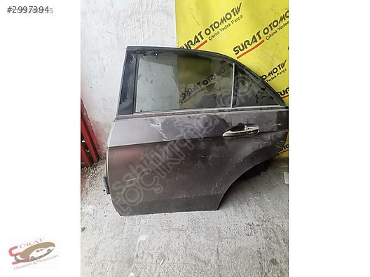 MERCEDES E SERİSİ W212 SOL ARKA KAPI ORİJİNAL ÇIKMA