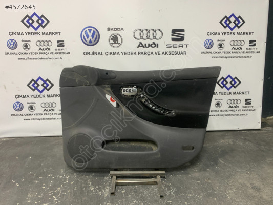 Seat Toledo 2001 Sağ Ön Kapı Döşemesi