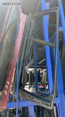 FORD FUSİON SAĞ ARKA KAPI OTO FEDAİ
