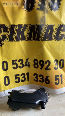 MERCEDES W205 C SERİSİ SİLECEK SU DEPOSU A2058600260