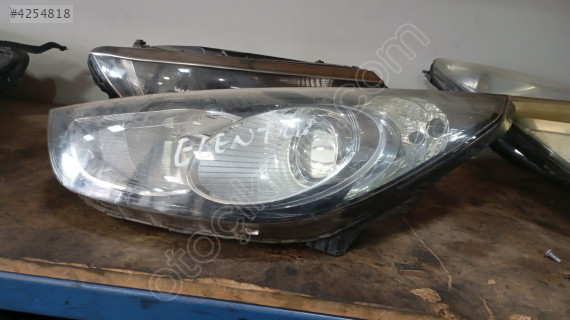 HYUNDAİ ELANTRA SOL FAR