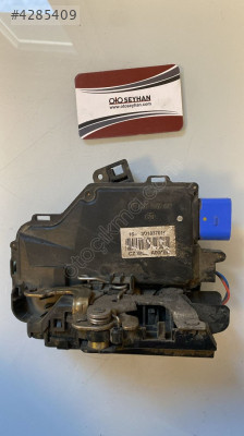 3D1837016 skoda octavia 2005 sağ ön kapı kilidi