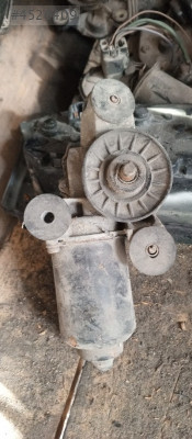 Toyota corolla 101 arka cam silecek motoru