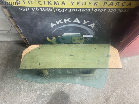 Partner Sol ön Kapı Camı Orjinal Çıkma