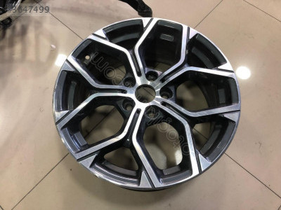 BMW X1 U11 18İNÇ JANT
