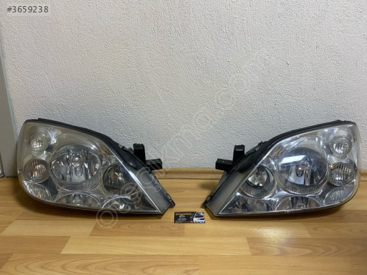 Nissan Primera P12 Orjinal Hatasız Far
